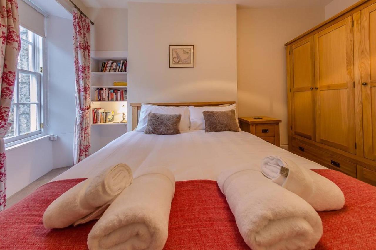 אדינבורו Joivy Stylish Apt In Trendy New Town Location מראה חיצוני תמונה